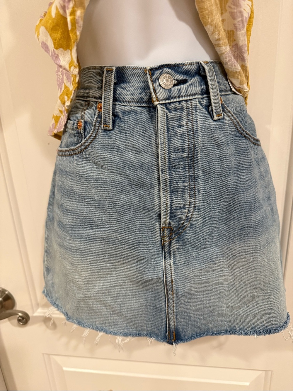 Levi's Light Blue Denim icon High-Rise Mini Skirt